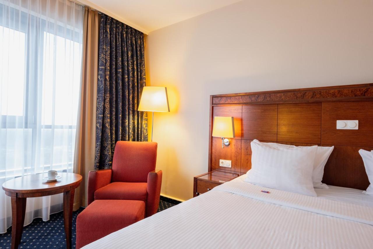 Welcome Hotel Гельзенкирхен Экстерьер фото